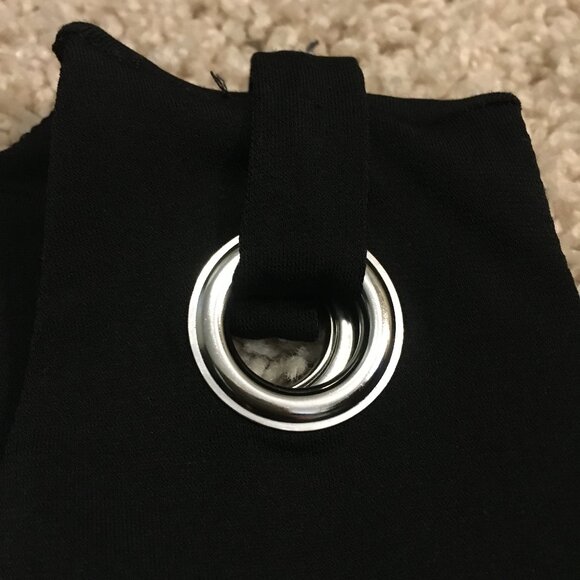 NWT Carmen Marc Valvo Black Grommet Shoulder Tie Hem Tank Top - Picture 12 of 15